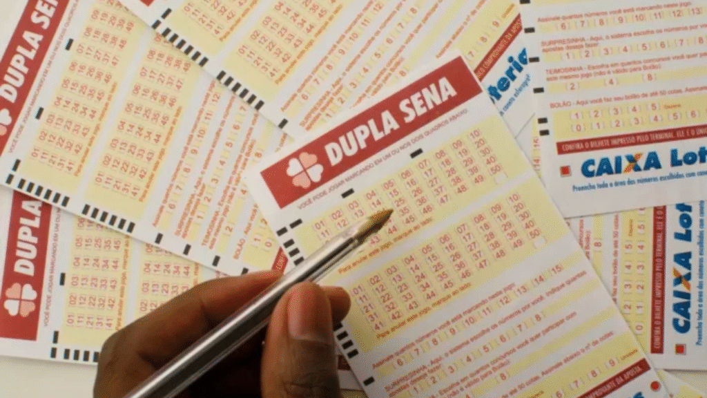 como que funciona a dupla sena